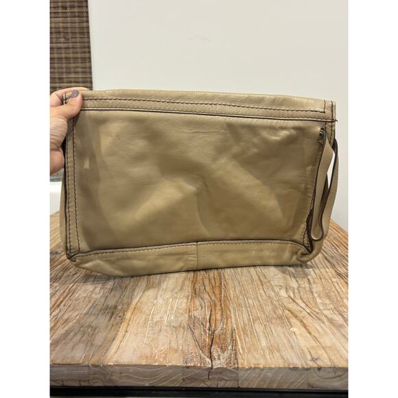 Gaetano Vintage Leather Tan Wristlet Clutch Purse - Picture 4 of 6